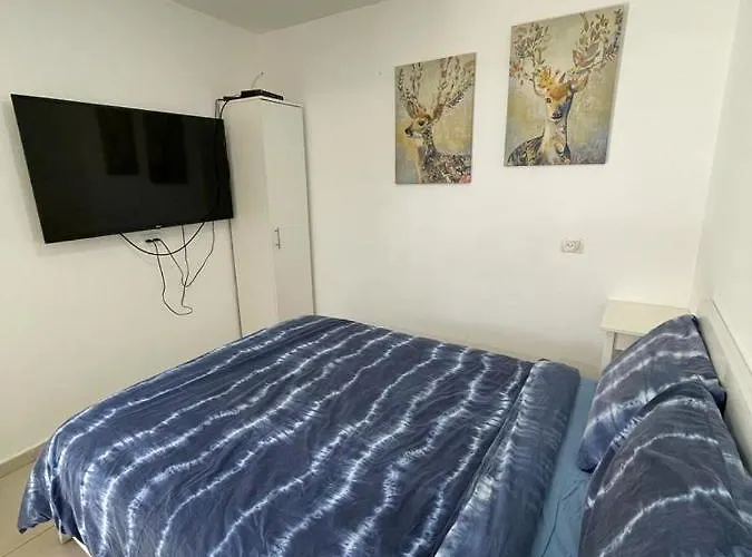 פרטיות וחוויה אצל יעקב וירדנה Privacy And An Experience At Jacob And Yardena